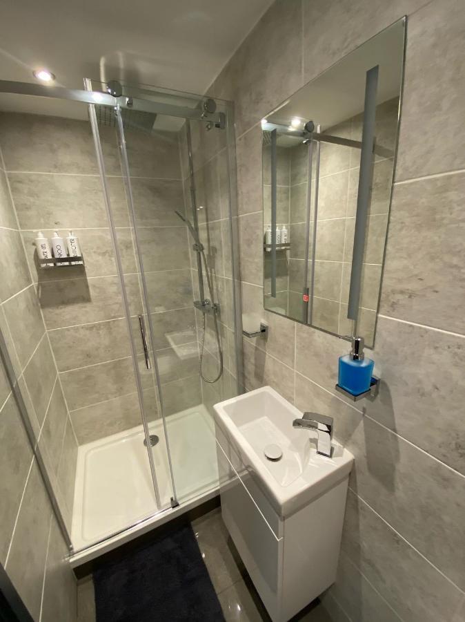Top Tip Rooms Newmarket Newmarket  Exterior photo